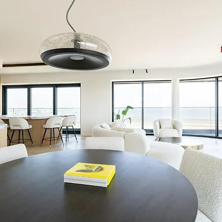 Apartamento Unique Penthouse With Sublime Sea Views Knokke-Heist