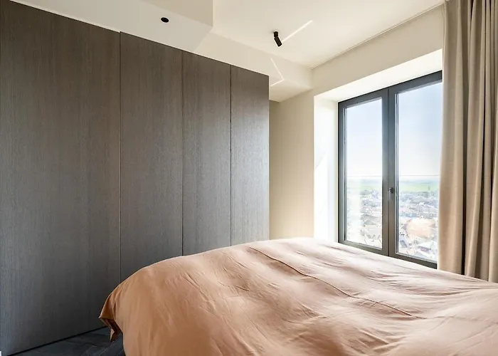 Unique Penthouse With Sublime Sea Views *